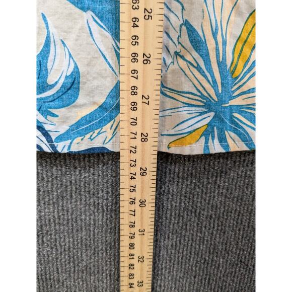 Salty Crew Hawaiian Shirt Mens Medium Button Up Fishing Tropical - Picture 8 of 11